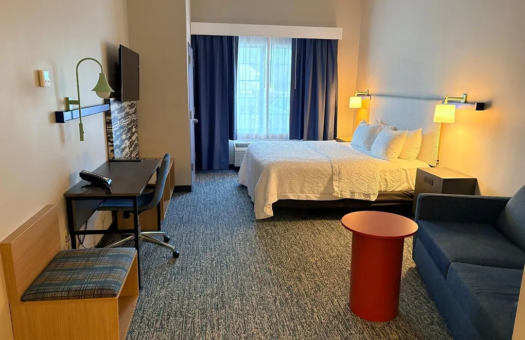Garner Hotel Mahwah By Ihg-1